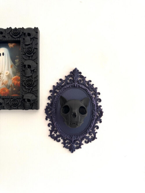 Cat Skull Frame
